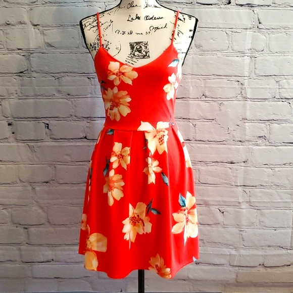 Monteau Floral A-line dress - Picture 1 of 4